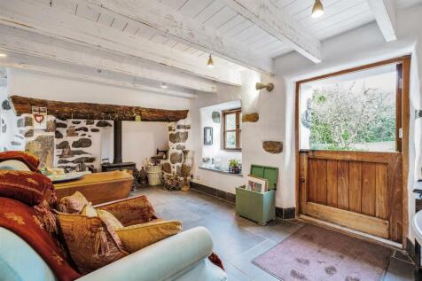 The Cottage - Dining area