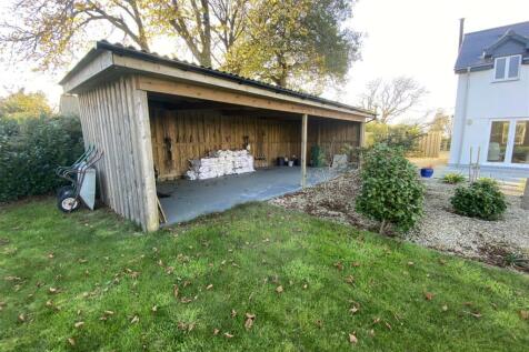 Garden store