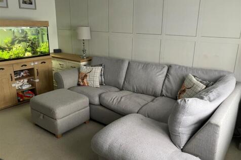Living room.jpg