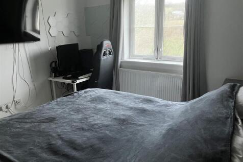 Bedroom.jpg