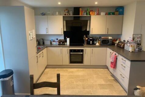kitchen 2.jpg