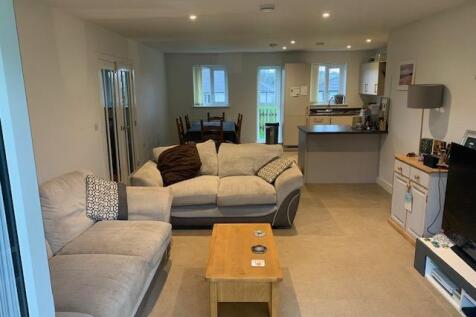 living area.jpg