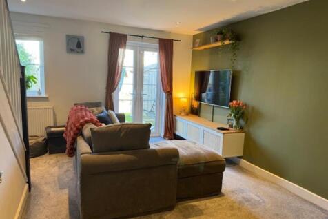 Living Room.jpg