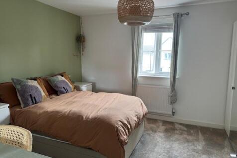 Bedroom 3.jpg
