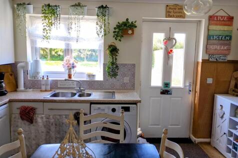 Kitchen Diner 5.jpg