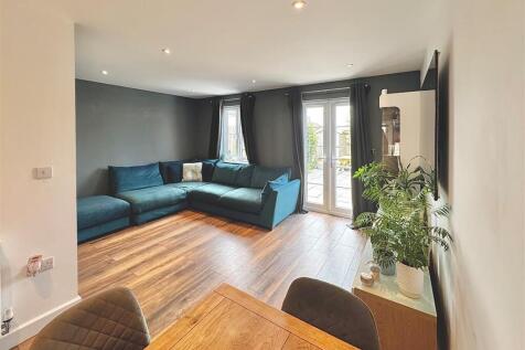 LivingRoom3.jpg