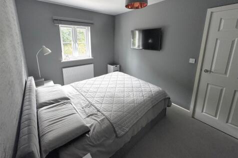 FirstBedroom1.jpg