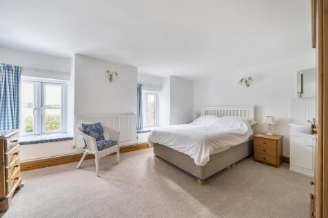 14 Bedroom