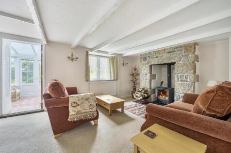 14 Sitting Room