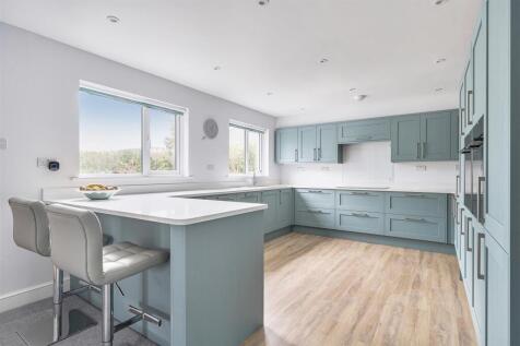 14a Kitchen