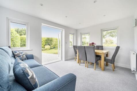 14a Dining Room