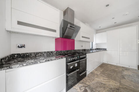 1376628-14-690b4d...