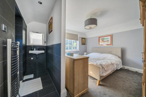 1358995-10-68d559...