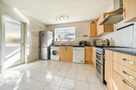 1371238-5-68fb5e0...