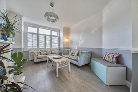 1371587-2-68fb9eb...