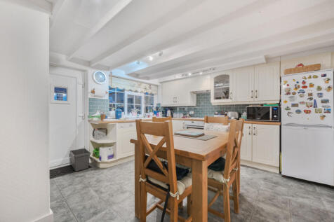 1375702-7-6912660...