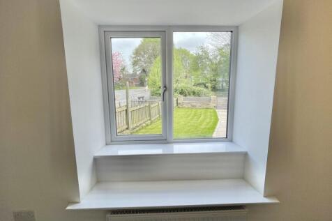 Lounge Window Seat
