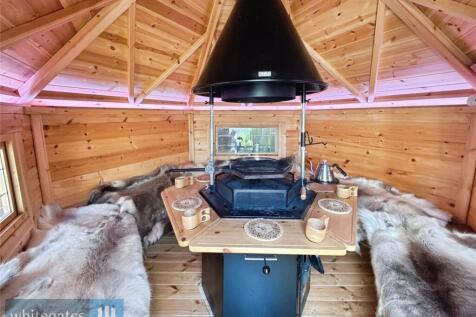 Yurt-Tastic Vibes!