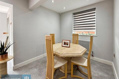 Dining Zone
