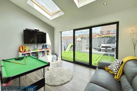 Sun/Play Room