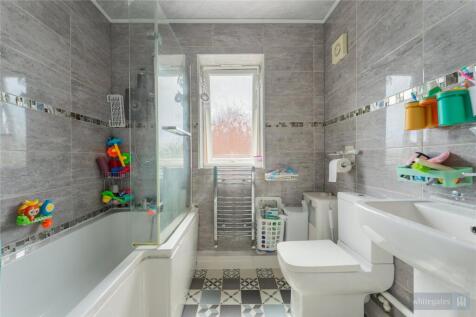 Upstairs Bathroom