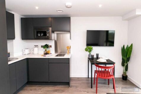 Studio Flat