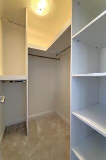 Walk-In Wardrobe