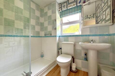 Family Shower Room