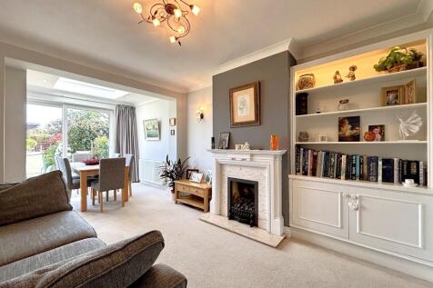 Dining/Family Room