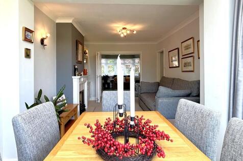 Dining/Family Room