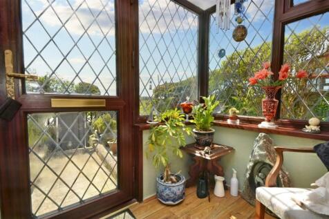 ENTRANCE PORCH