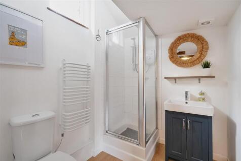 SHOWER/WC