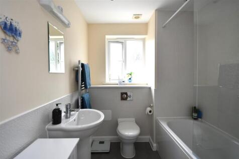 LUXURY BATHROOM