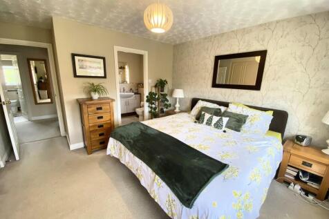 bedroom 4.no2