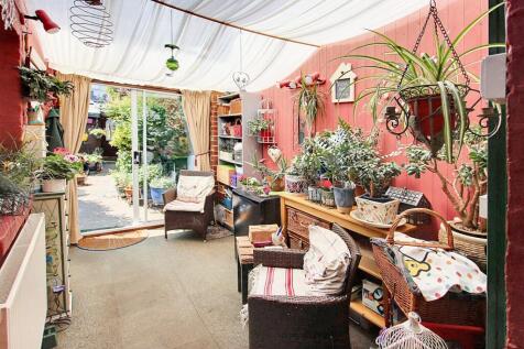 Property Image 4