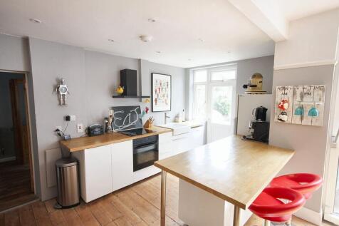 Property Image 6