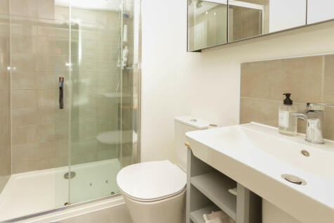 Ensuite Shower Ro...