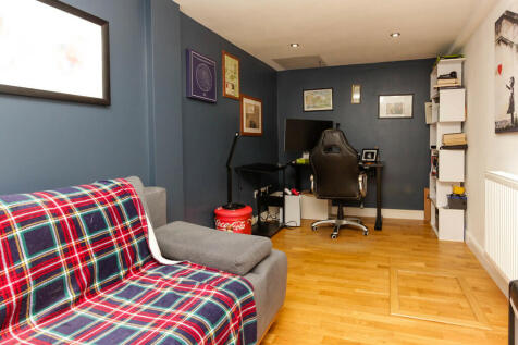Study/Bedroom 