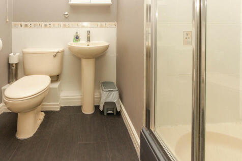 Ensuite Shower Ro...