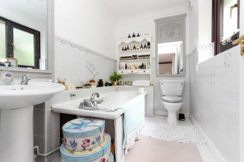 Ensuite Bathroom