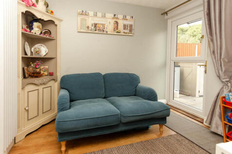 Playroom/Snug