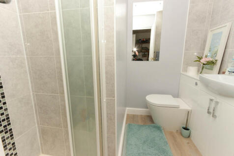 Ensuite Shower Ro...
