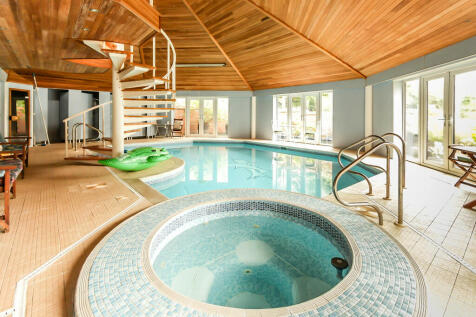 Jacuzzi