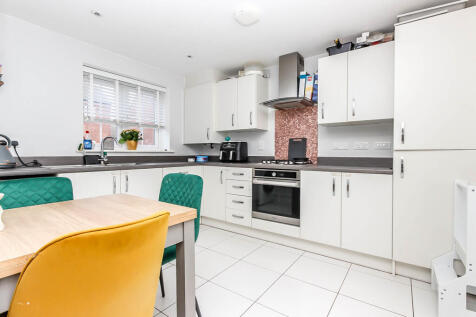 Kitchen/Dining Ro...