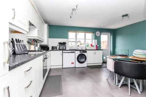 Kitchen/Dining Ro...