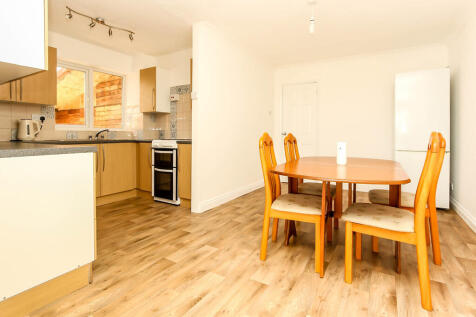Kitchen/Dining Ro...