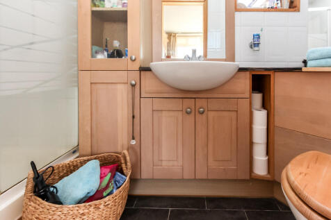 Ensuite Shower Ro...