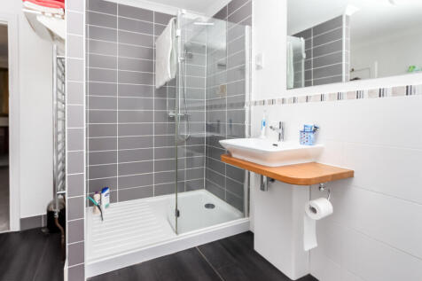 Ensuite Shower Ro...