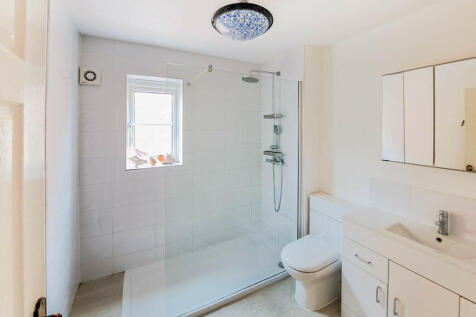 Ensuite Shower Ro...