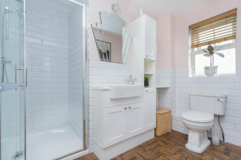 Ensuite Shower Ro...